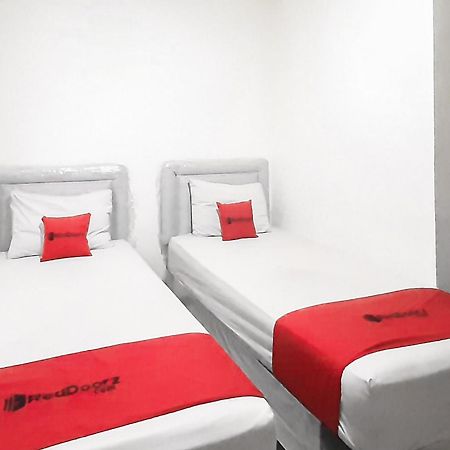 SPOT ON 2246 Kost 97 Syariah Hotel Palembang Bagian luar foto
