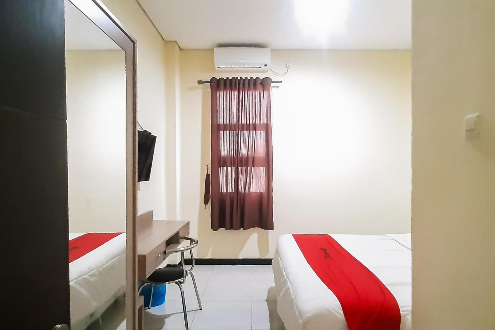 SPOT ON 2246 Kost 97 Syariah Hotel Palembang Bagian luar foto